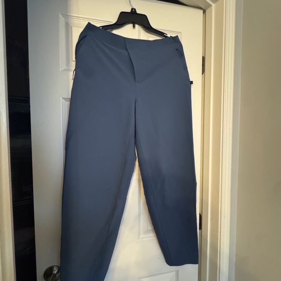 Lululemon Lab Reykur Cargo Pant. - Picture 3 of 6